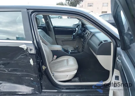 2005 Chrysler 300 Touring from USA, damaged, VIN 2C3JA53G65H107844